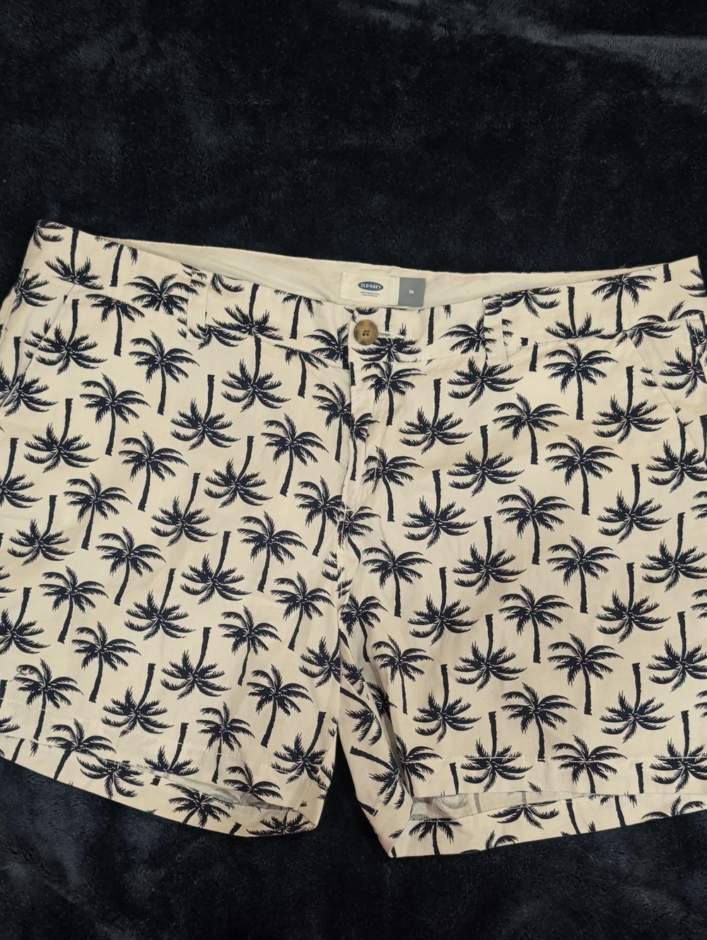 Old Navy Women's Shorts with Black Palm Tree   Print Size 14 100% Cotton